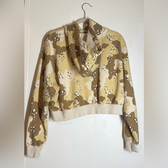 Nike Chocolate Chip Desert Camo Cropped Hoodie Sweatshirt - Picture 3 of 6